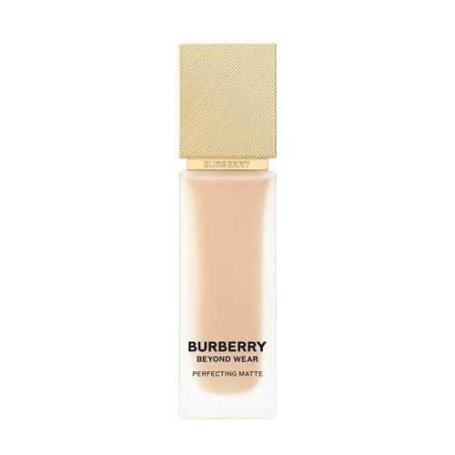 Burberry Beyond Wear Perfecting Matte Foundation 30 Light Nuetral