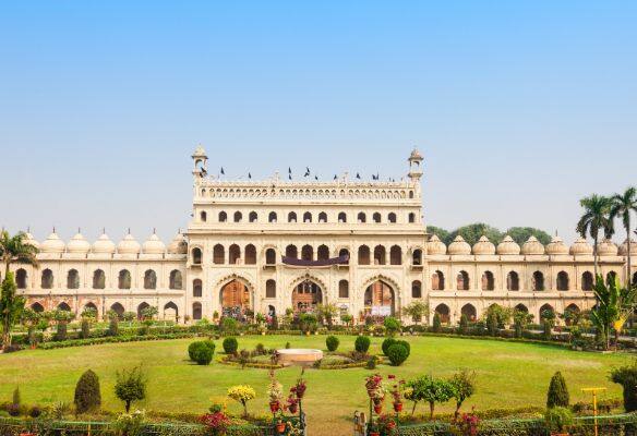 New Delhi to Lucknow Trains