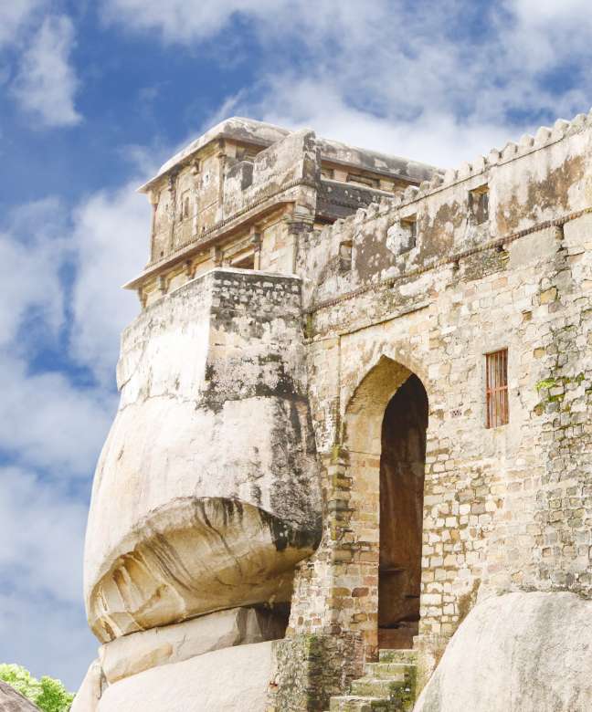 Madan Mahal Fort