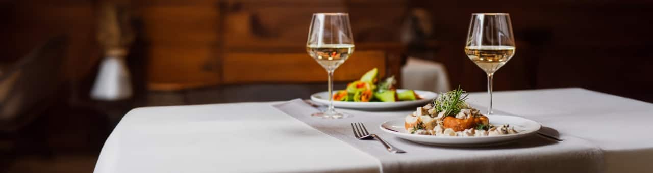 247 Food Options at Ahmedabad Airport for Late Night Travelers