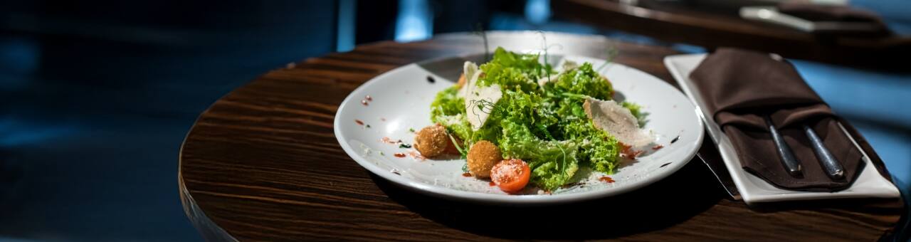 Discover the Finest Vegetarian Food Options at Ahmedabad Airport