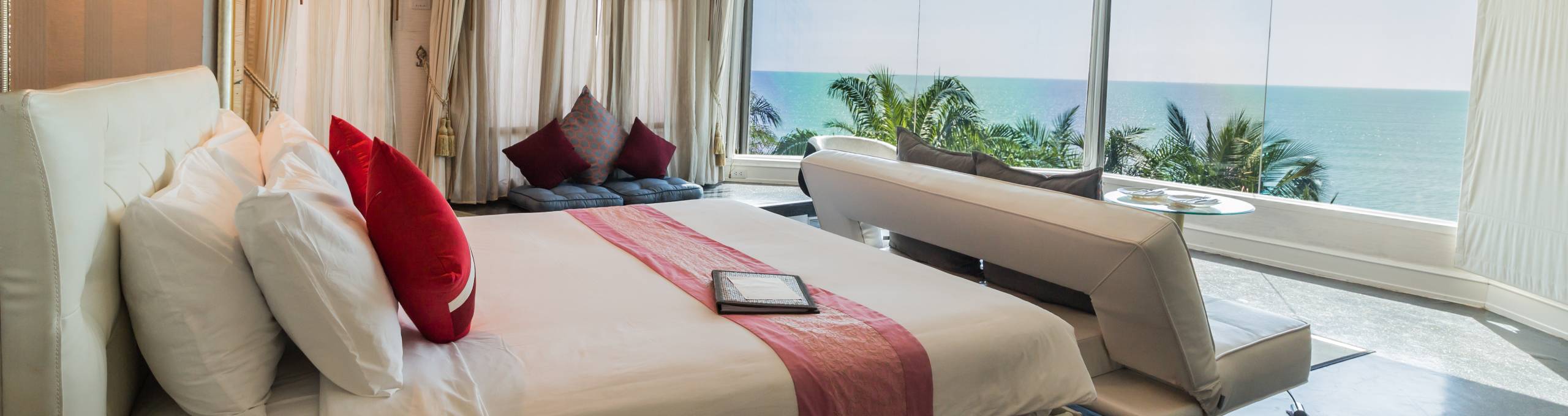 Group Luxury Hotels