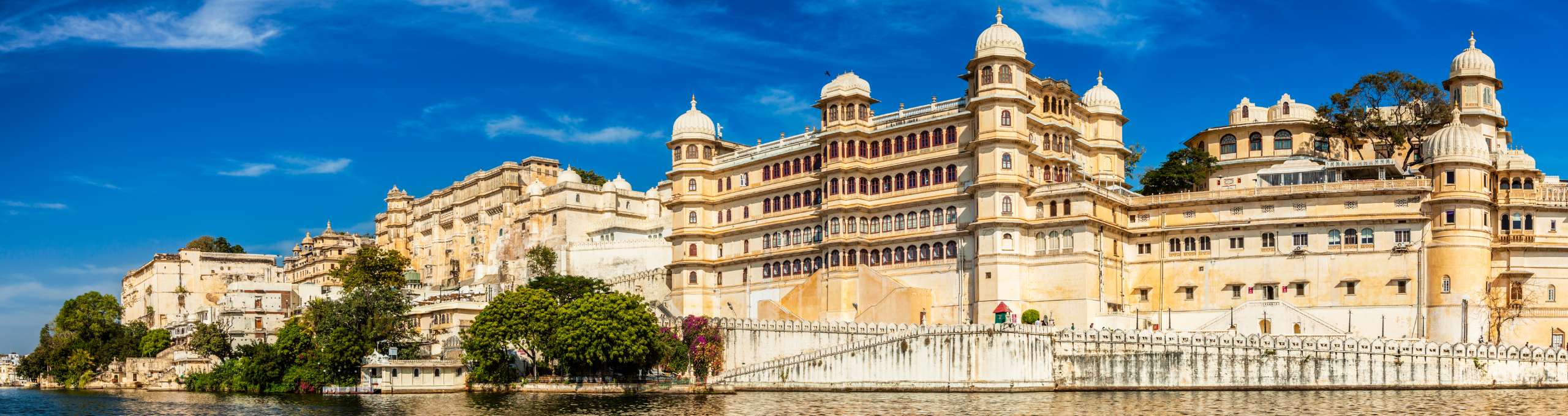 Spend Valentine's Day in Udaipur, the-City of Romance