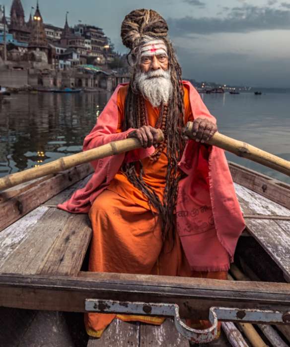 celebrating-mahashivratri-in-varanasi