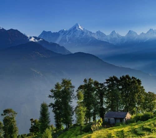 Photographers Will Love these Uttarakhand Stays With Stunning Views of the Himalayas