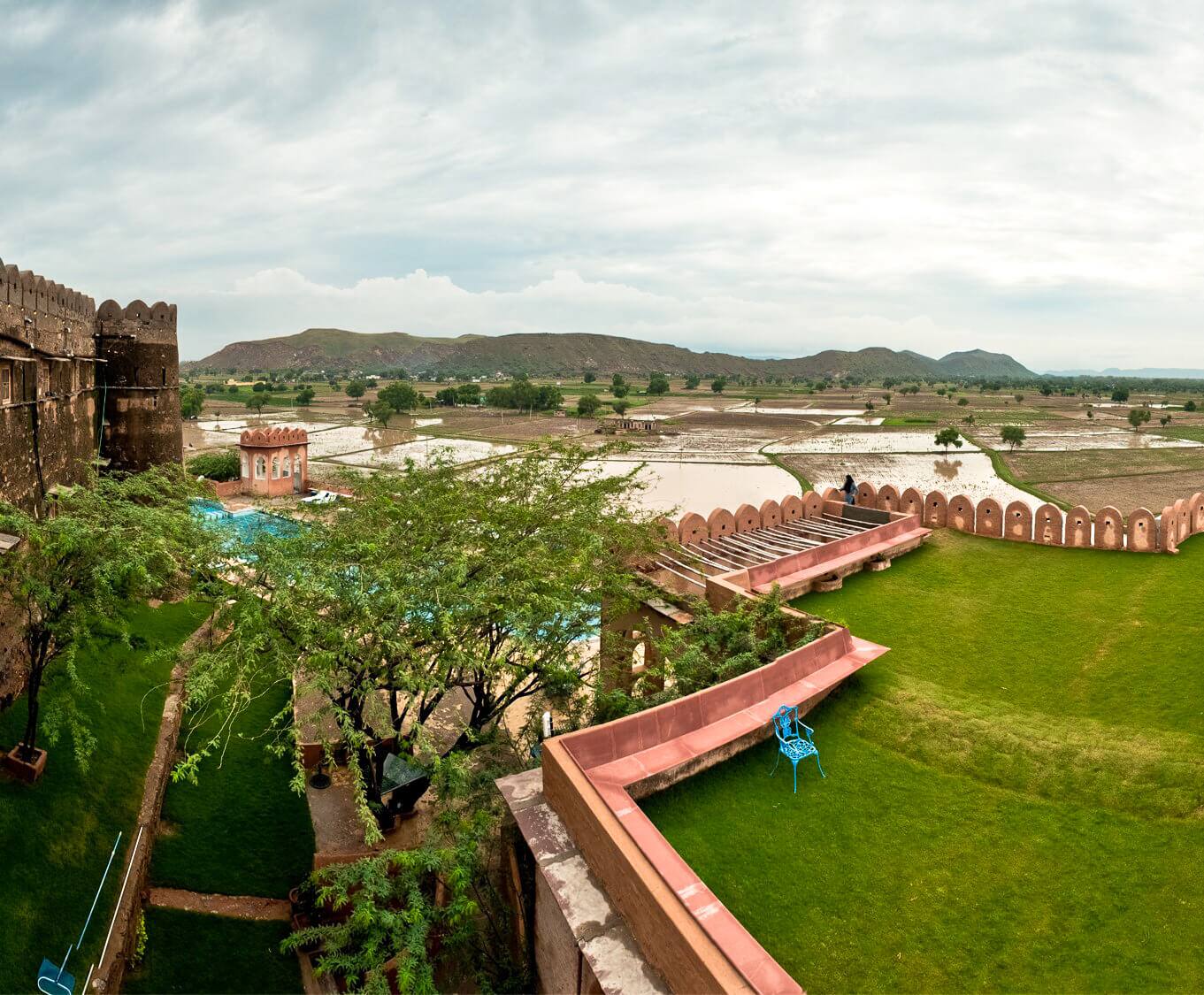 Neemrana's Hill Fort Kesroli - Adanione.com